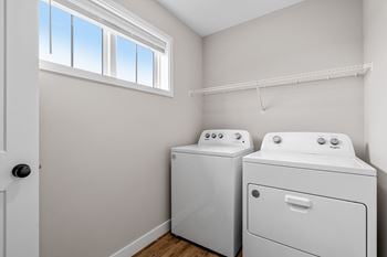 Full-size in-home whirlpool washer & dryer